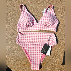 The Birds Papaya x Knix bikini